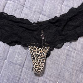 Black lace cheetah thong