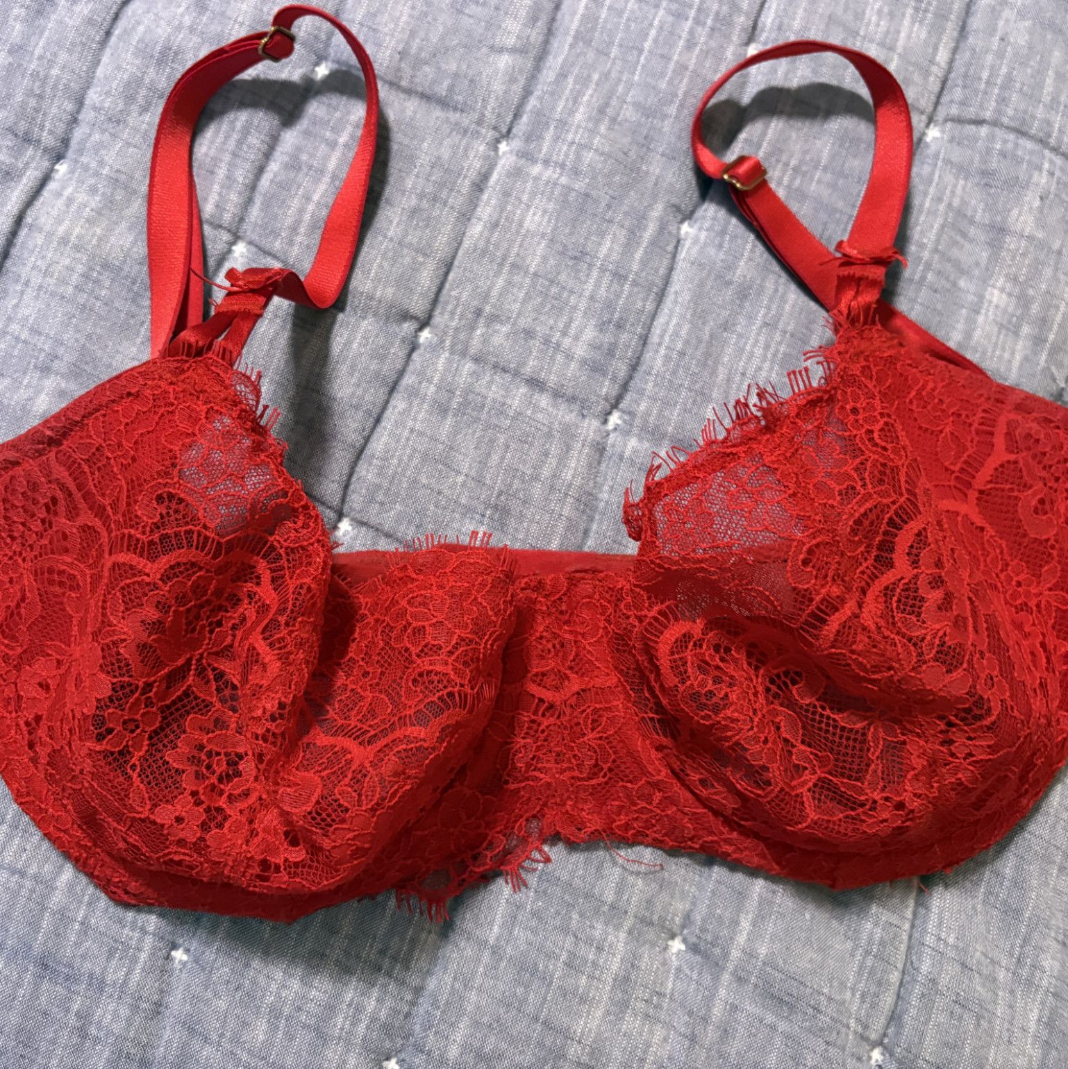 Red sexy lace bra