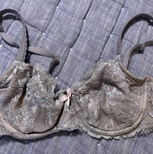 Grey floral bra