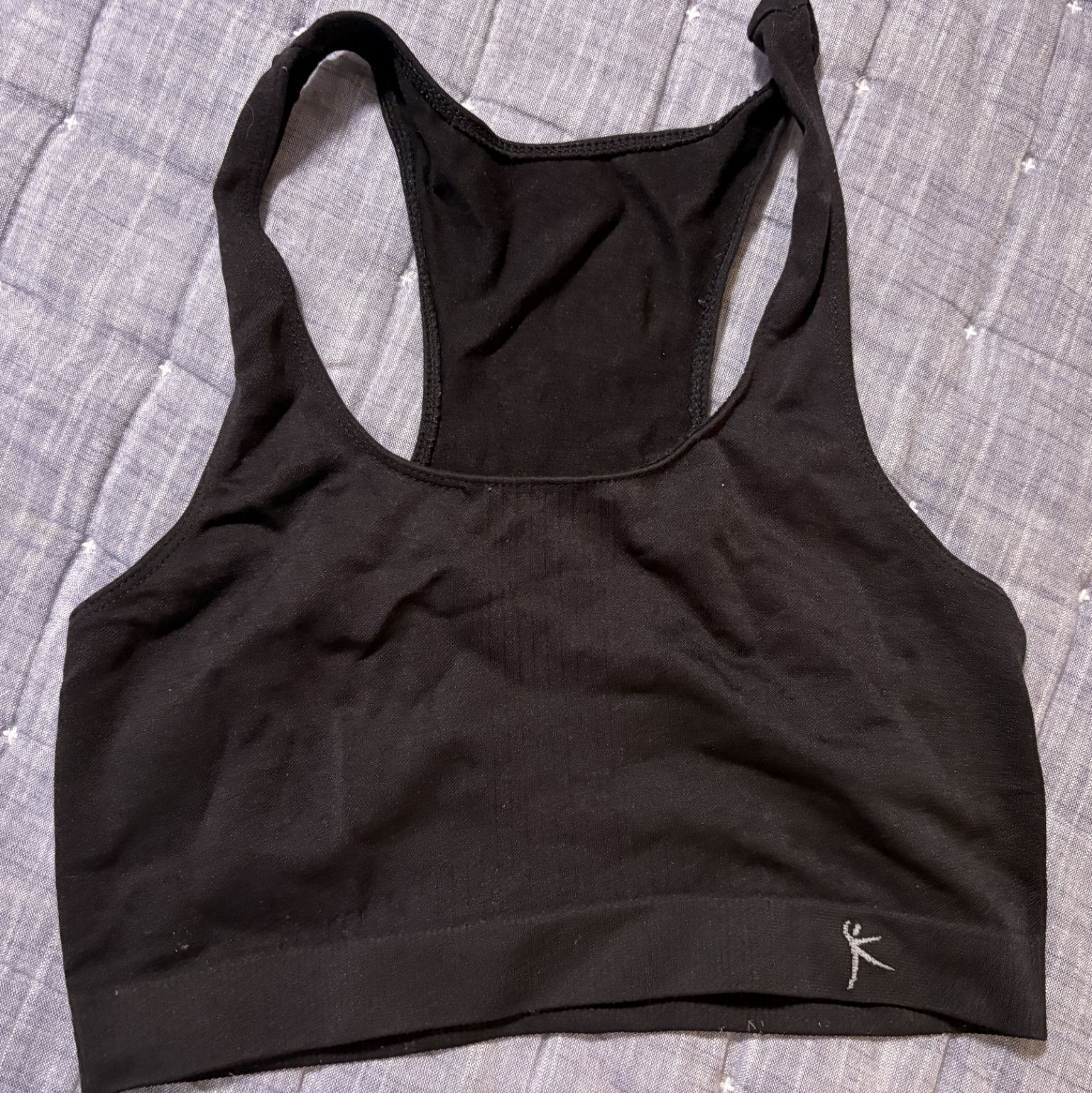 Black sports bra