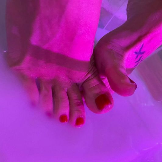 Feet Photo Set
