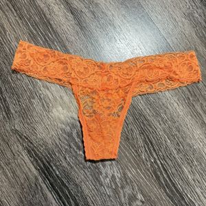 ORANGE THONG