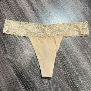 BEIGE THONG