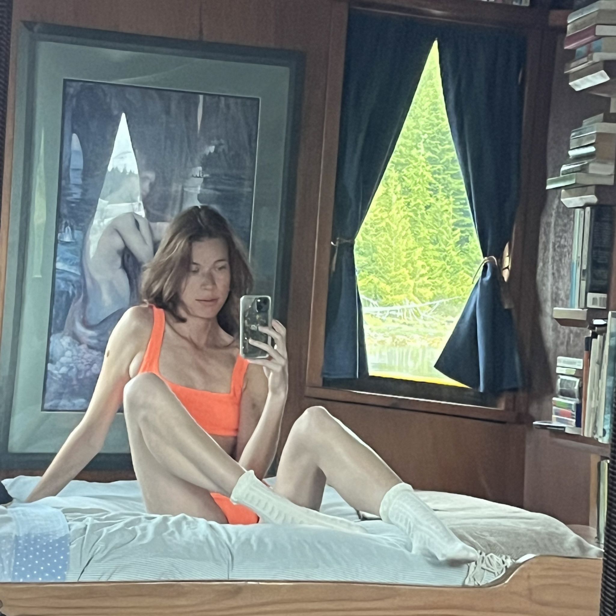 Goddess Selfies and Bare Feet