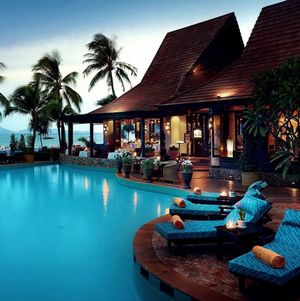 Make my dream of going to Thailand come true