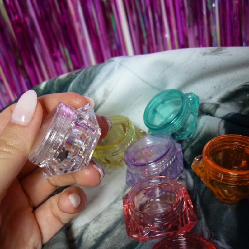 The tiny jar of wonders