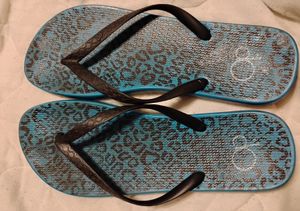 Blue cheetah print OP flip flops size 11 12