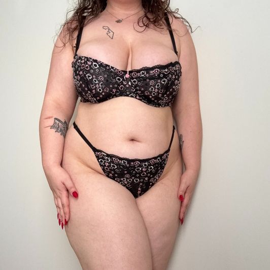 Black Lacey Floral Set