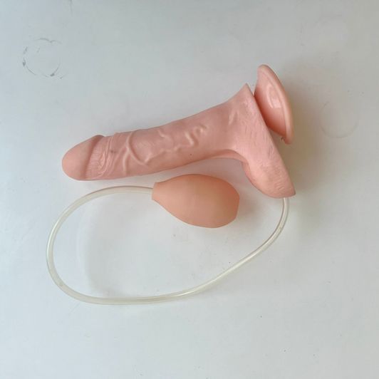 MILK DILDO