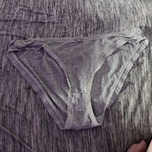 Used panties :3