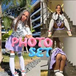 Photo Set Public Tease