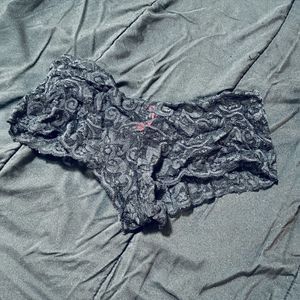Black lace boyshort panties