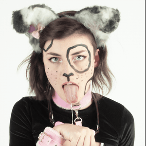 Kinky Professional Photo Set