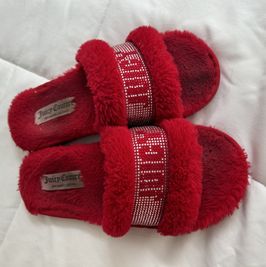 WELL WORN JUICY SLIPPERS