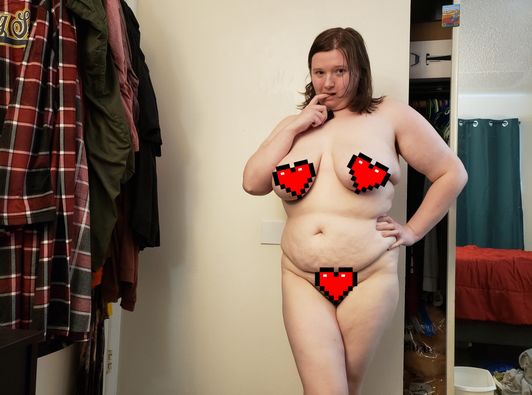 BBW Posing Naked Pic Set