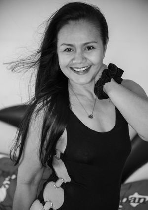 Ditaya effortlessly brings elegance and confidence