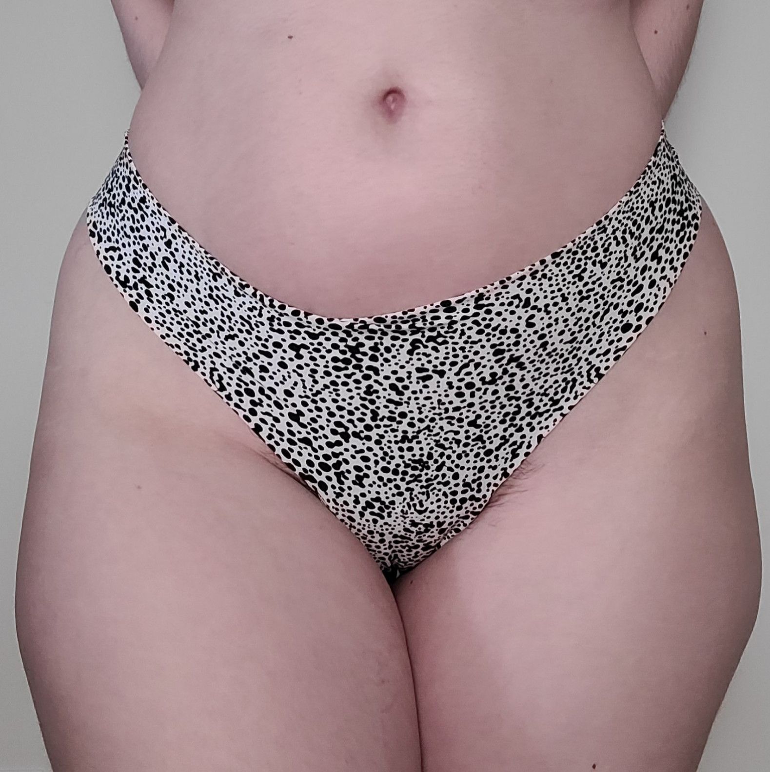 Spotted thong panties