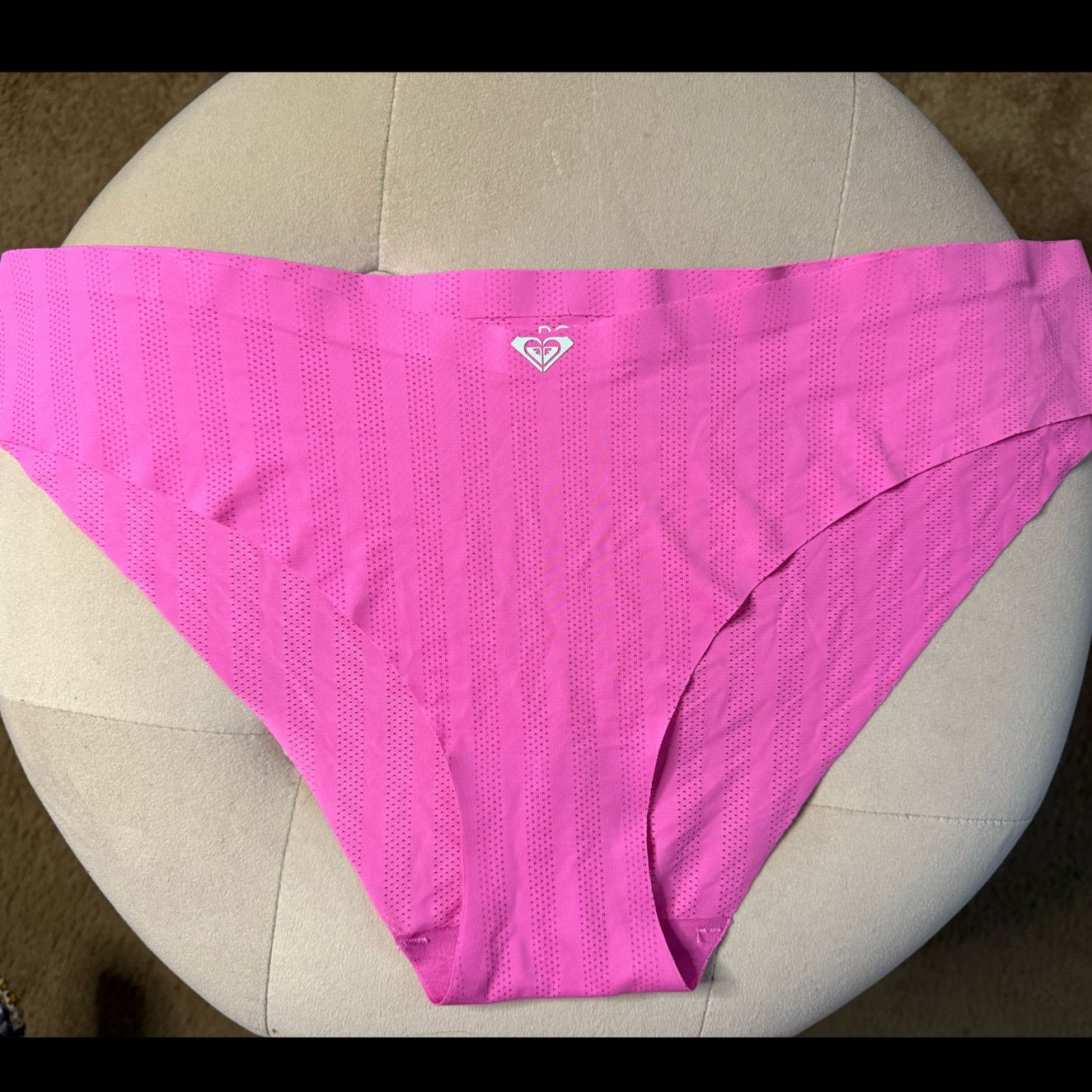 Hot pink roxy cheeky undies
