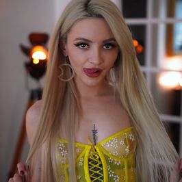 Lola Fae Play with me Photo Set