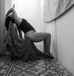 Sesión boudoir en silla