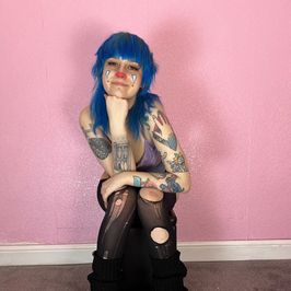 Buttcrack Balloons and Camel Toe Photoset