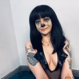 Farty Inflatable Photoset