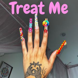 Treat Me: New Nails