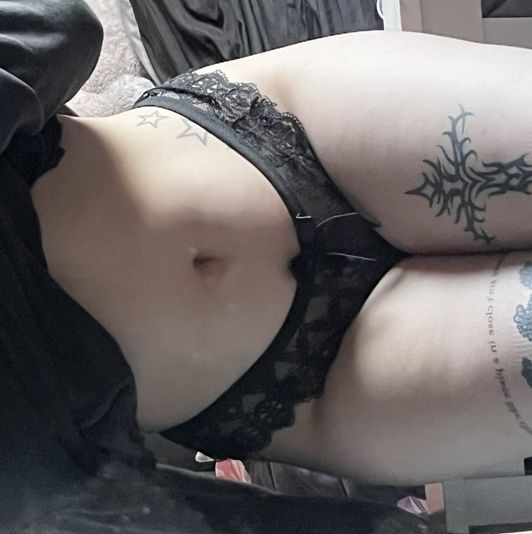 black lacy panties