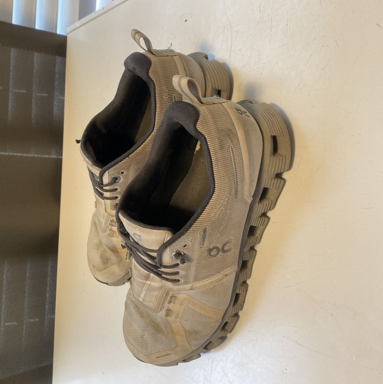 WORN ONCLOUD SNEAKERS