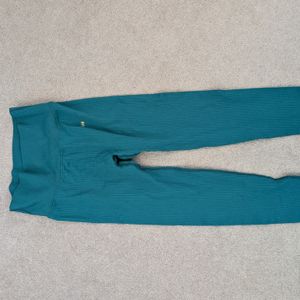 Kurrent green pre owned yoga leggings