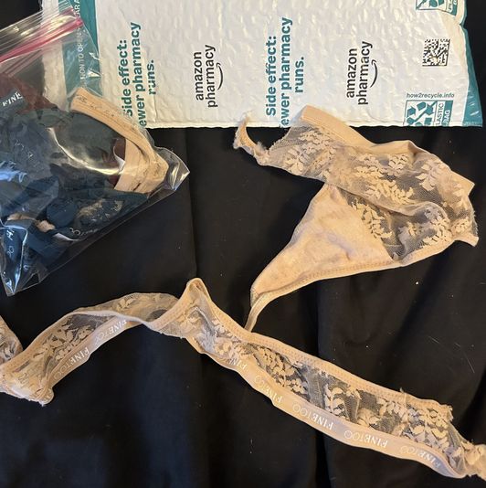 Used cut thongs bundle