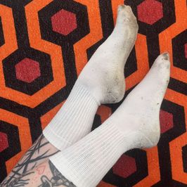DIRTY WHITE SOCKS