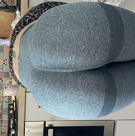 grey tight worn leggings