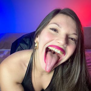 54 PICS OF MY MOUTH TONGUE UVULA AND SPIT