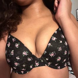 Personal Collection: Victorias Secret Bra  Black FLORAL LACE