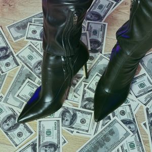 Be my Findom slave