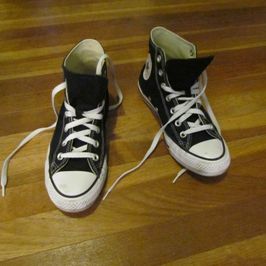 Converse All Stars Mens size 5 Womens size 7 Chucks