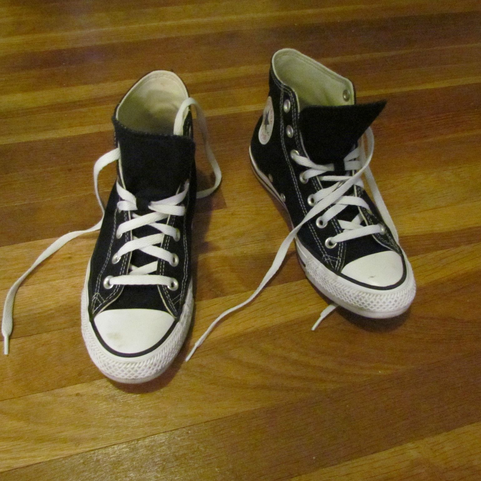 Converse All Stars Mens size 5 Womens size 7 Chucks