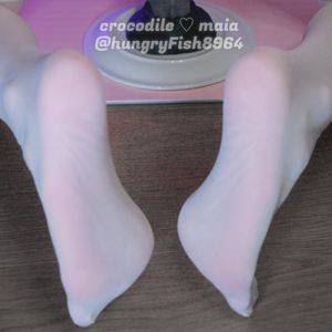 White thighhigh stockings
