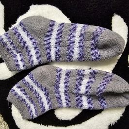 Old Fuzzy Ankle Socks