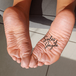 Feet Fetish Flexing My Soles While You Cum 5 Image Set