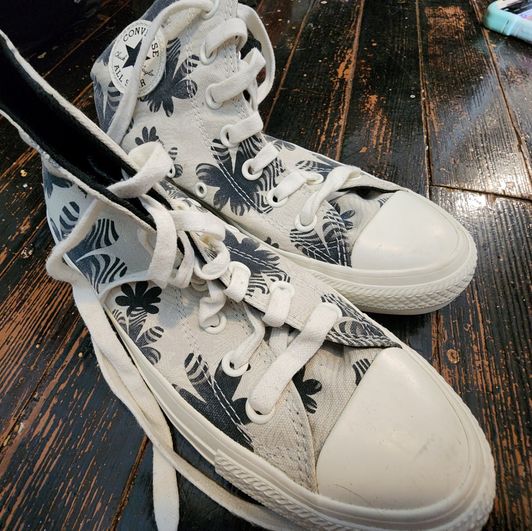 High Top Floral Converse Sneakers Size 6