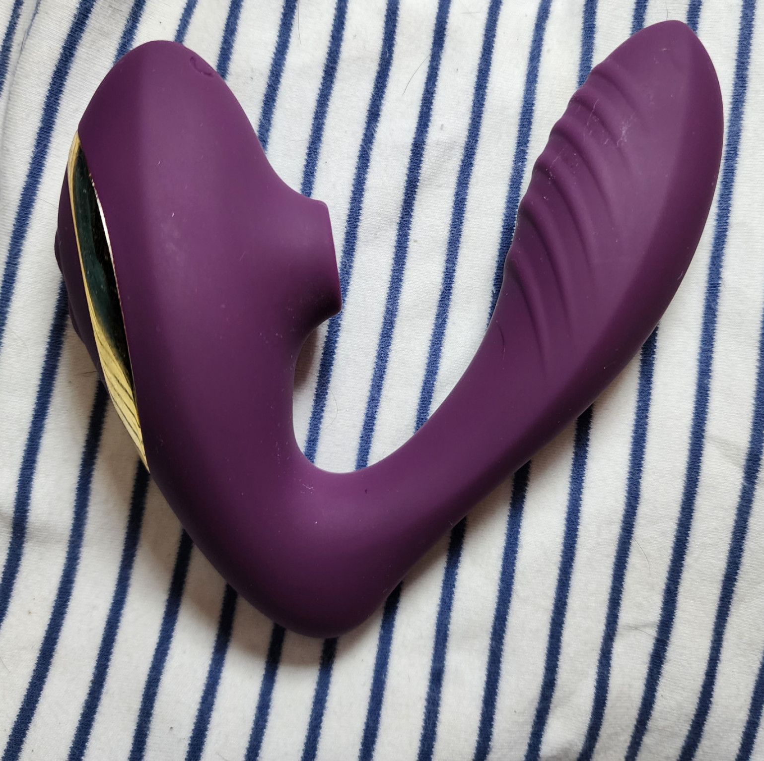 Purple and Gold Sucker