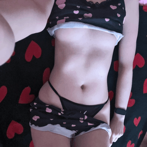 Heart Print Pajama Undressing Photo Set