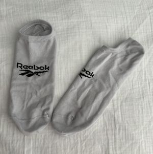 Grey Reebok anklesocks