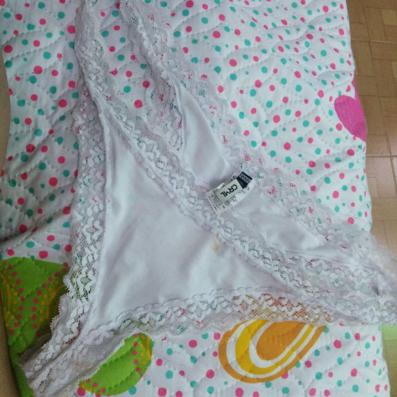 White panty used with juice my pussy