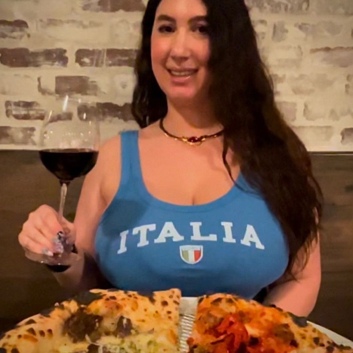 Pizza and drinks