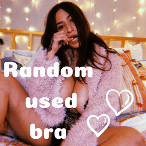 RANDOM USED BRA!