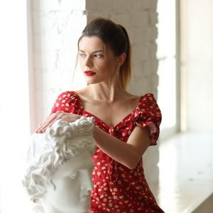 Red dress photoset