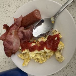 Breakfast 